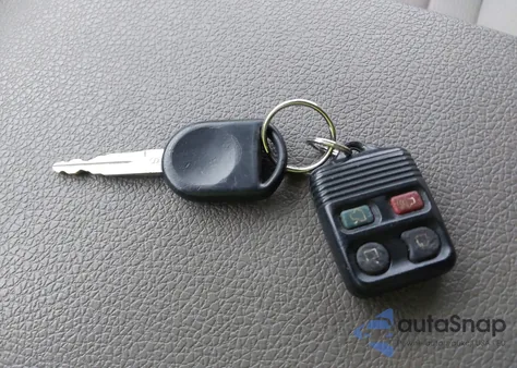 2006 Ford Explorer Xlt из США, поврежденный, VIN 1FMEU73E46UB15529